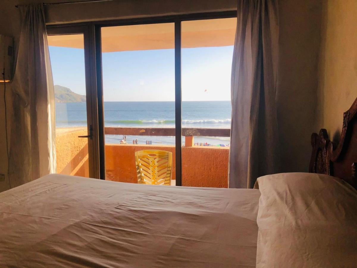 Playa Suites Mazatlán Habitación foto